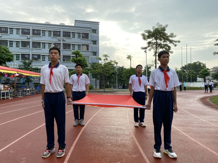 強國少年激情似火 運動健兒青春綻放——記坦洲鎮(zhèn)第三初級中學第二十四屆田徑運動會